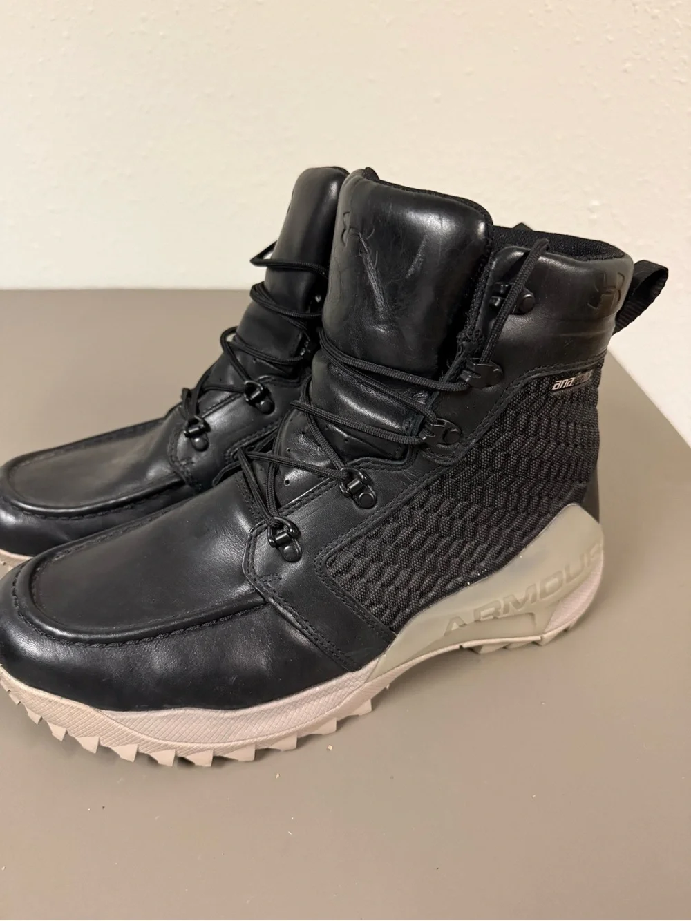 Under Armour Men's Black Leather Boot with Anafoam, Goretex, & Vibram soles
